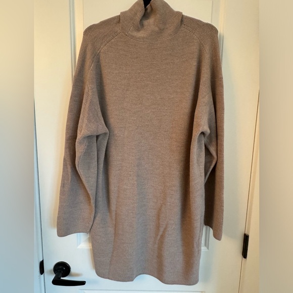 Babaton sweater dress - Picture 2 of 3